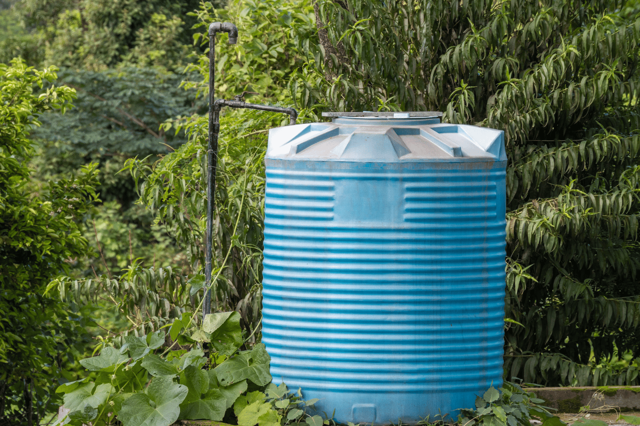 The Reasons Why You Should Hire a Professional Water Tank Cleaning Service