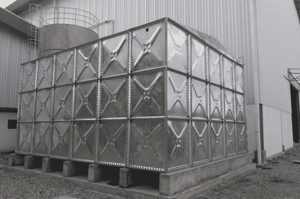 water tank cleaning service