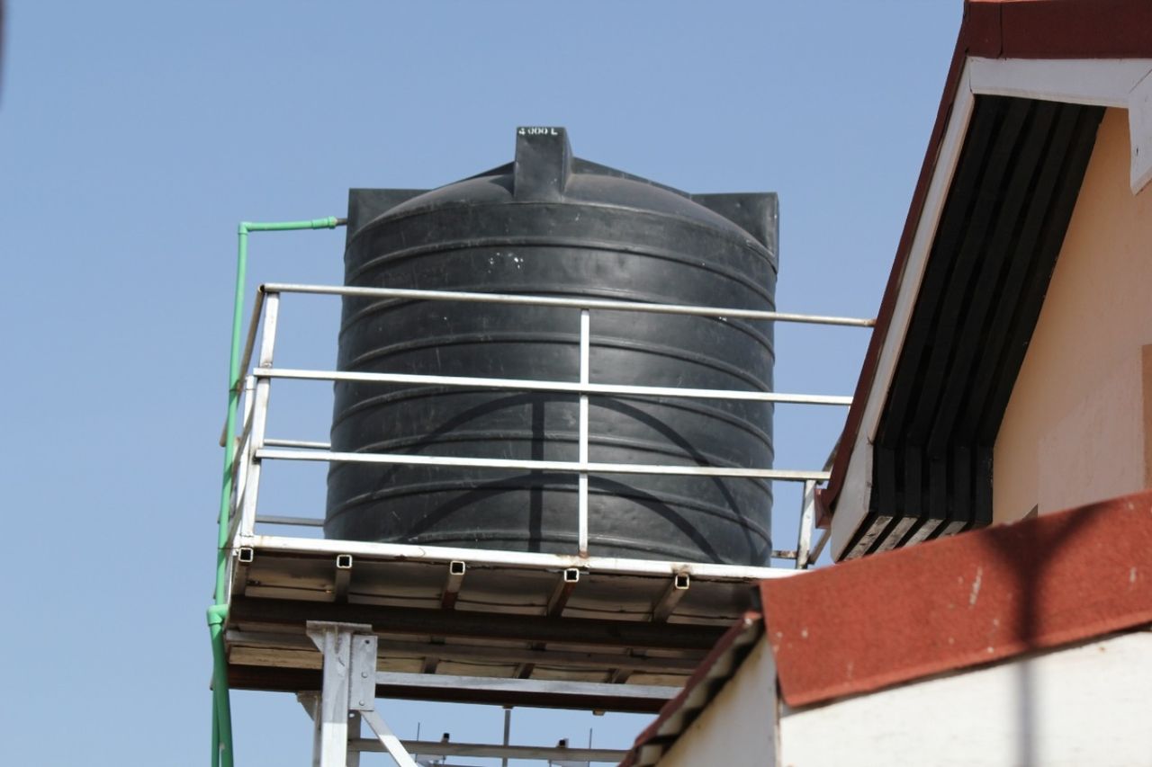 PE tank leaking repair